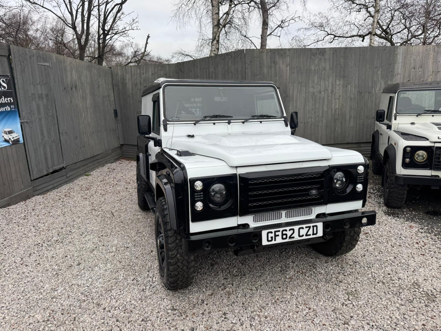 Used Land Rover Defender 90 2012 for sale - 77081584: Photo 51