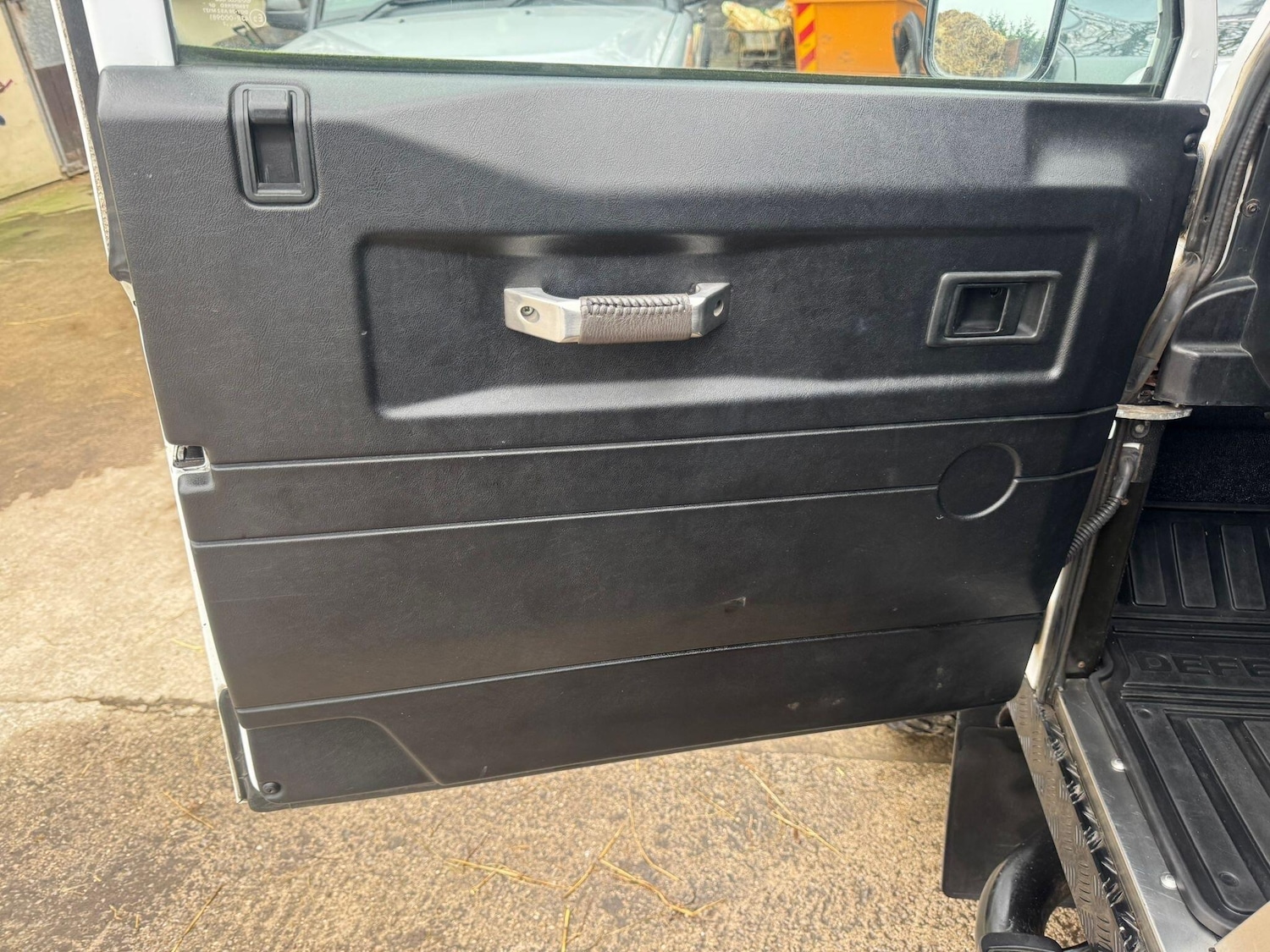 Used Land Rover Defender 90 2012 for sale - 77081584: Photo 54