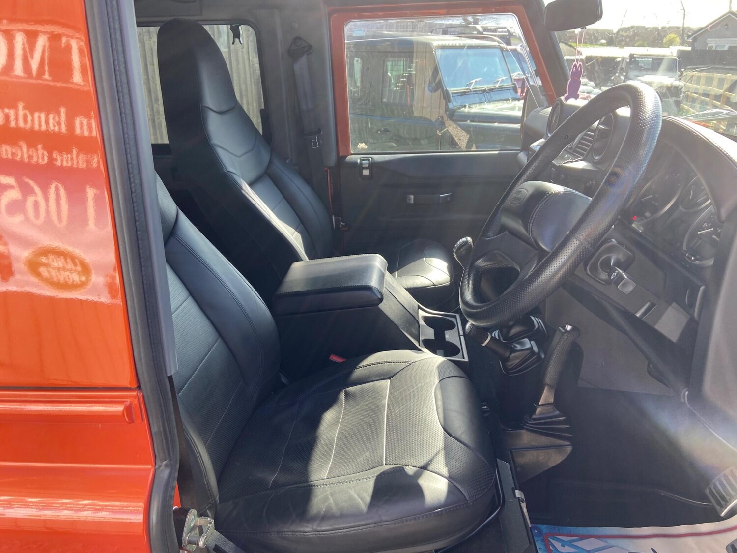 Used Land Rover Defender 90 for sale - 78115914: Photo 33