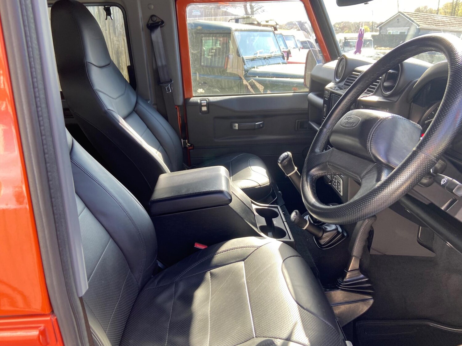 Used Land Rover Defender 90 for sale - 78115914: Photo 37