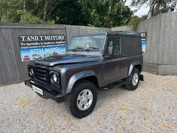 Used Land Rover Defender 2014 for sale - 79622288: Photo