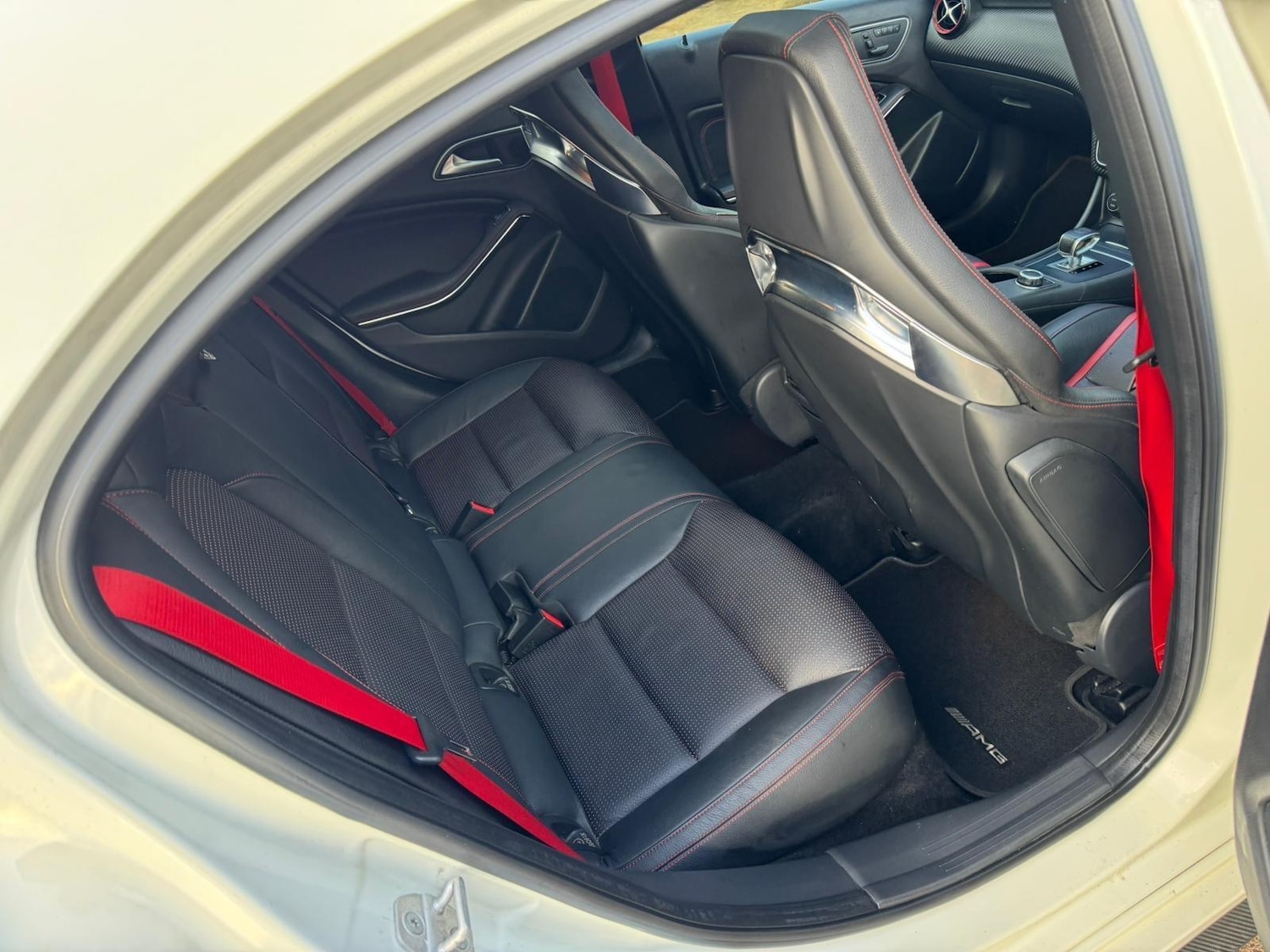 Used Mercedes-Benz A-Class 2014 for sale - 76832856: Photo 18