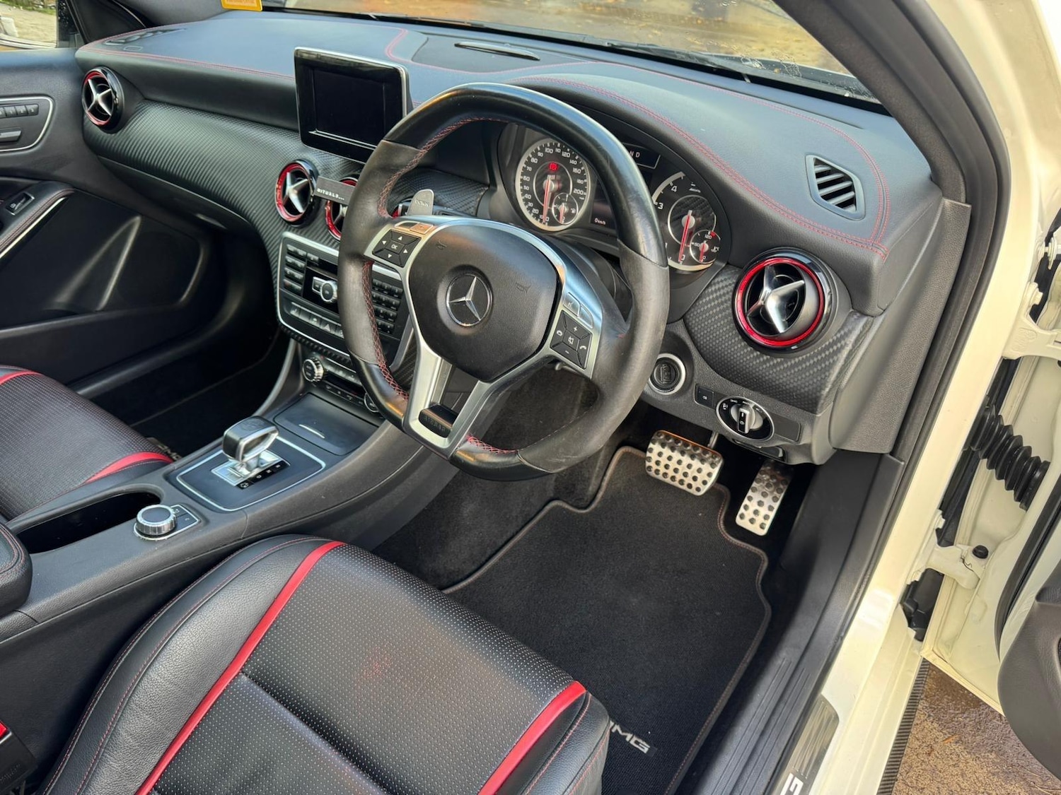 Used Mercedes-Benz A-Class 2014 for sale - 76832856: Photo 19