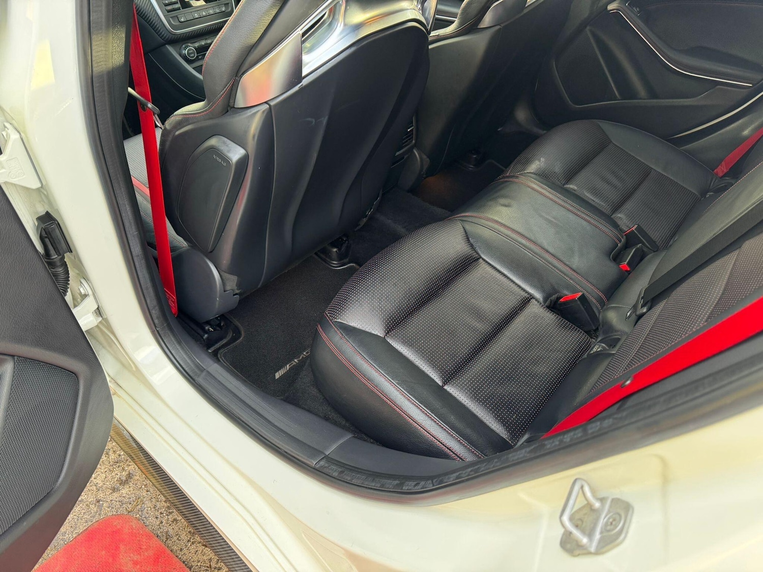 Used Mercedes-Benz A-Class 2014 for sale - 76832856: Photo 60