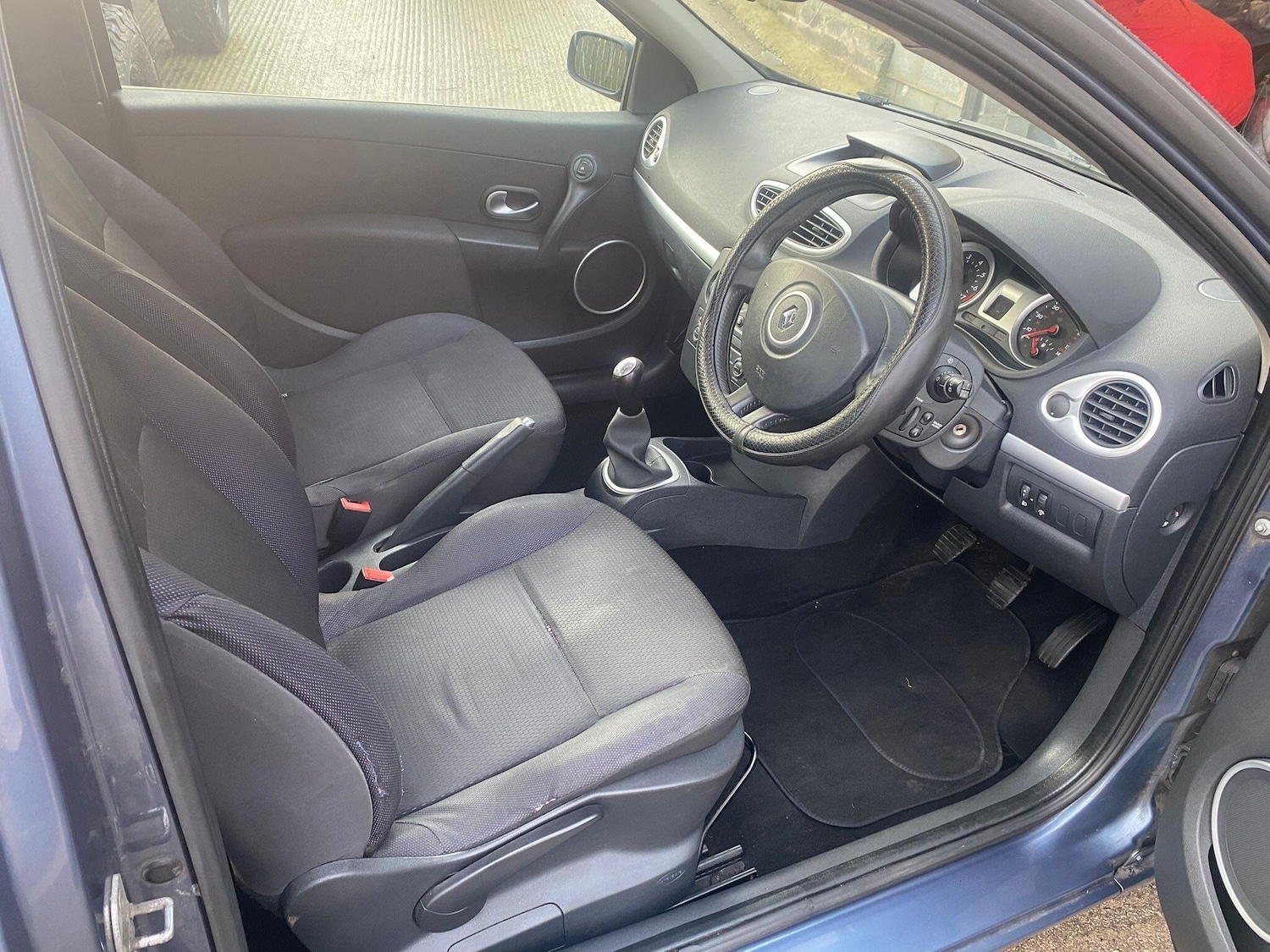 Used Renault Clio 2006 for sale - 76927008: Photo 40