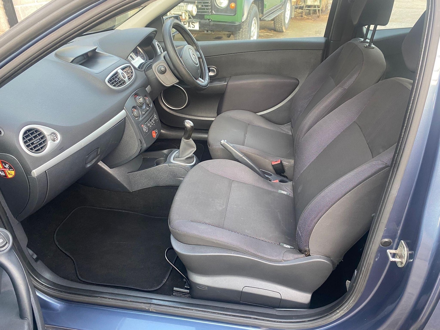 Used Renault Clio 2006 for sale - 76927008: Photo 46