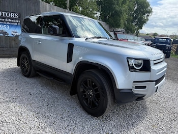 Used Land Rover Defender 90 2021 for sale - 78763036: Photo