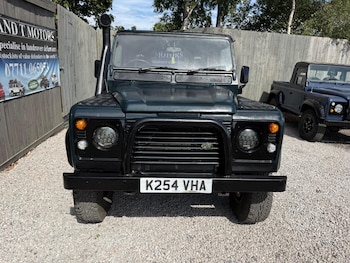 Used Land Rover Defender 90 1993 for sale - 79484130: Photo