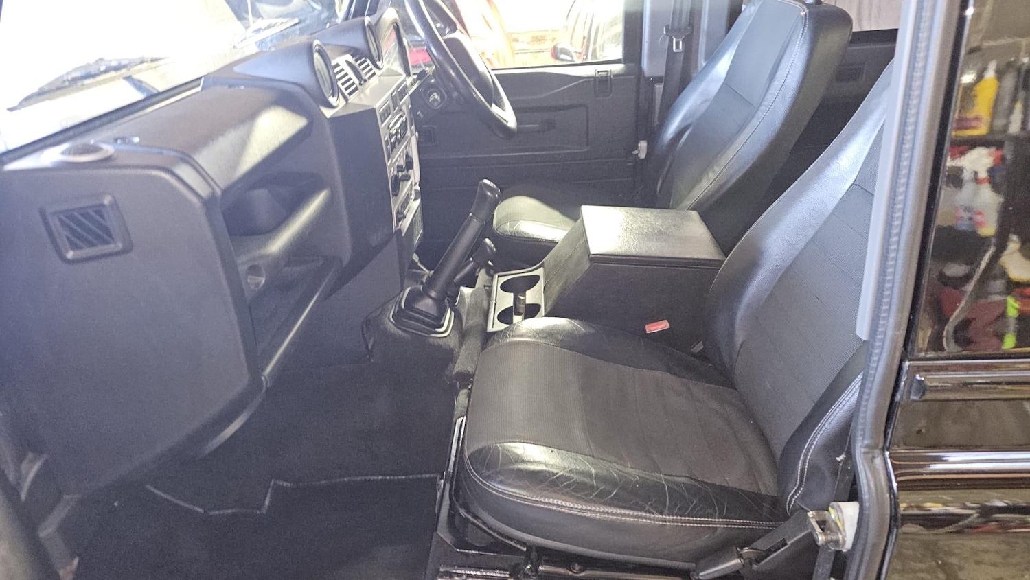 Used Land Rover Defender 90 2011 for sale - 77203089: Photo 20