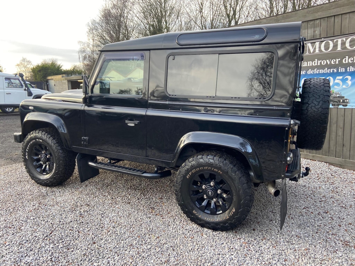 Used Land Rover Defender 90 2011 for sale - 77203089: Photo 44