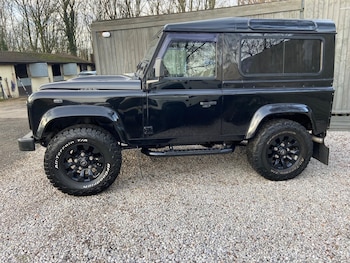 Used Land Rover Defender 90 2011 for sale - 77203089: Photo