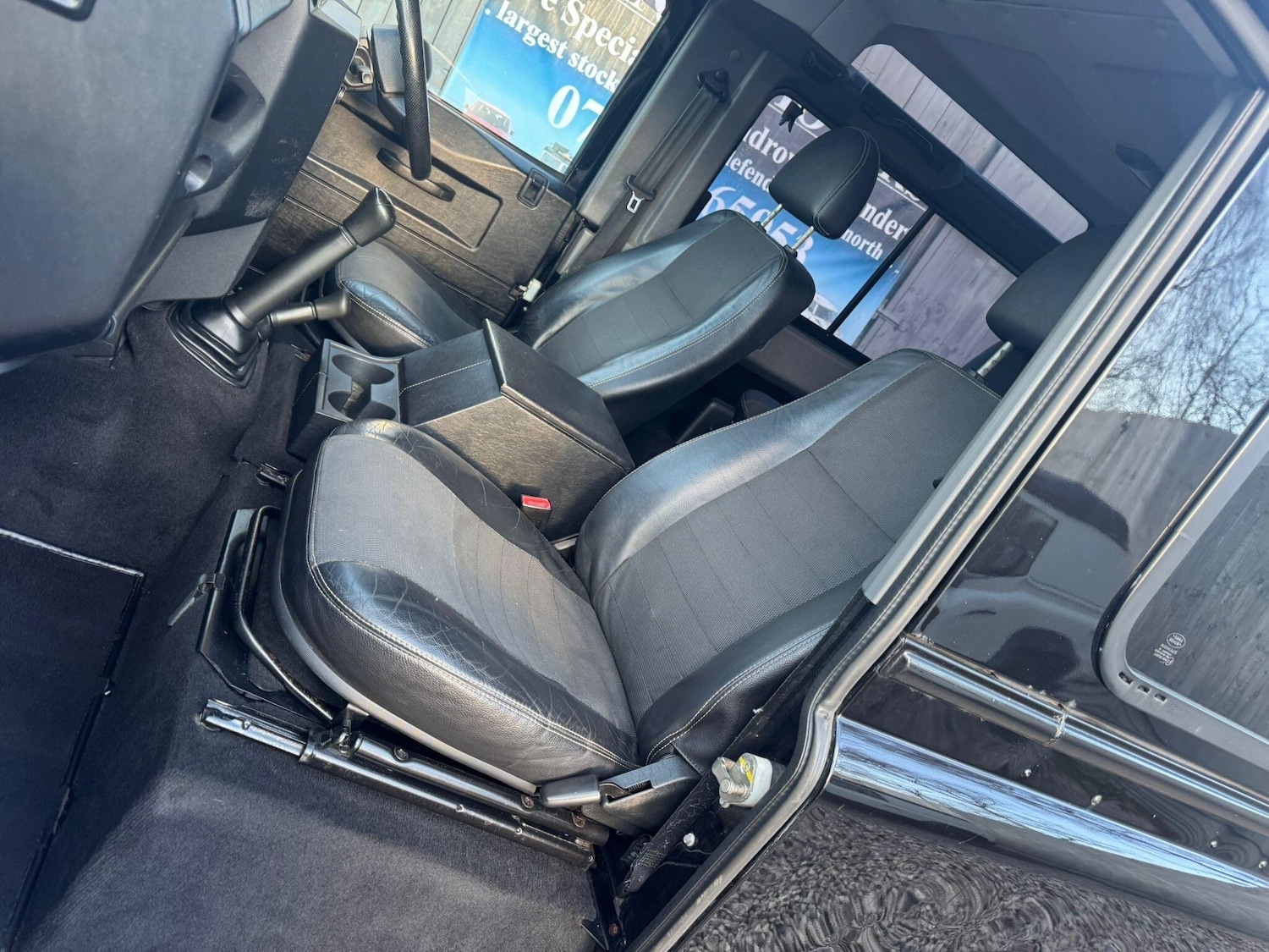 Used Land Rover Defender 90 2011 for sale - 77203089: Photo 69