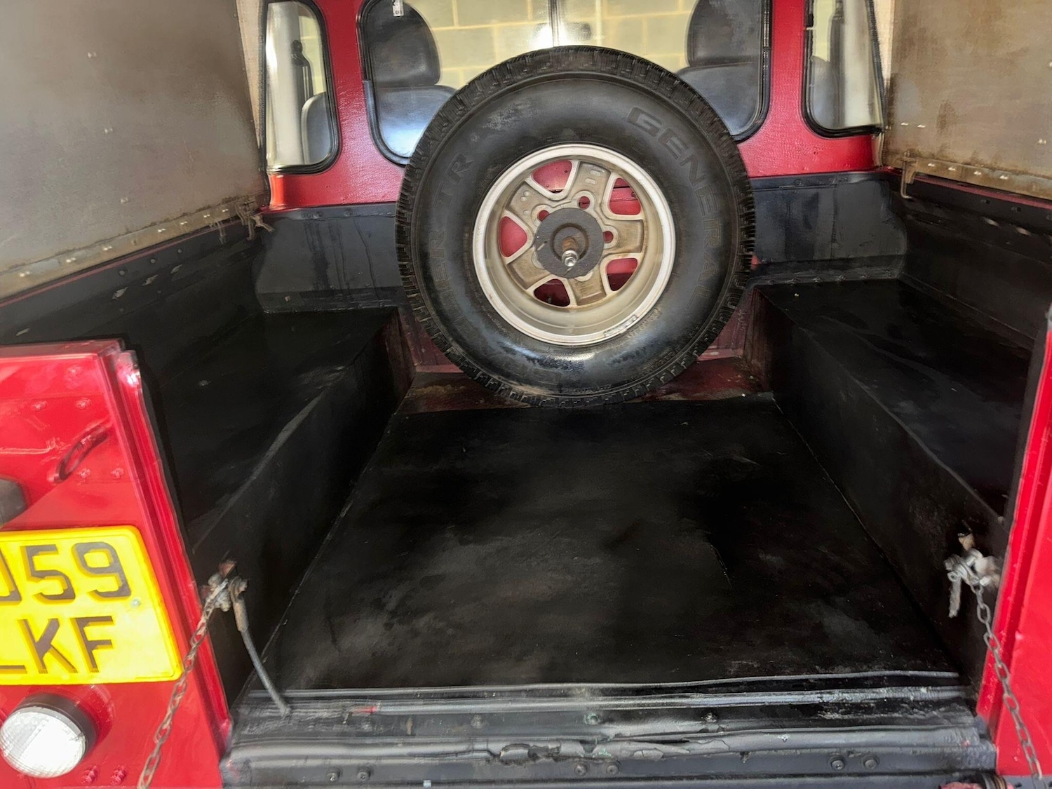 Used Land Rover Defender 90 2009 for sale - 77479207: Photo 16