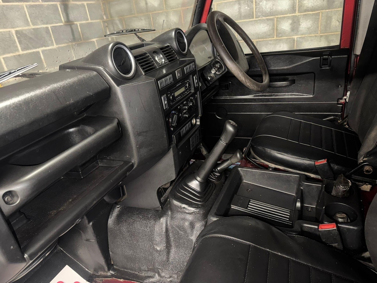 Used Land Rover Defender 90 2009 for sale - 77479207: Photo 55