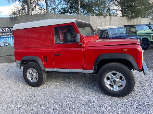 Used Land Rover Defender 90 1993 for sale - 76121957: Photo 16