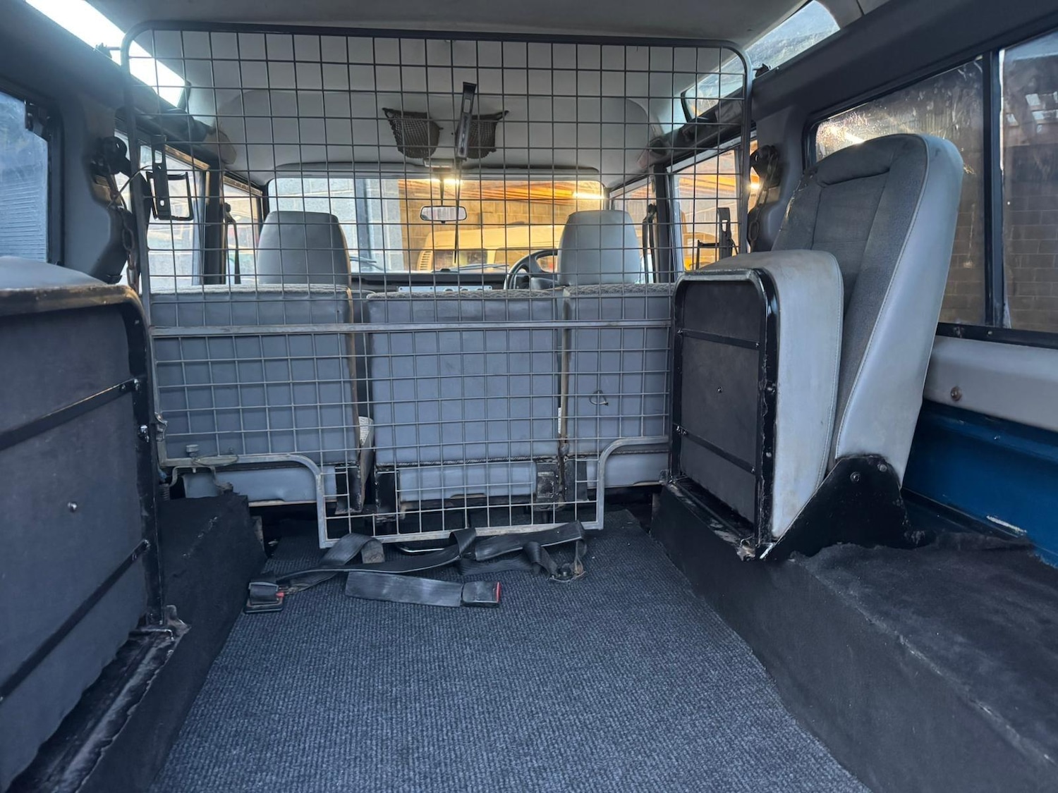 Used Land Rover Defender 2000 for sale - 76866514: Photo 62