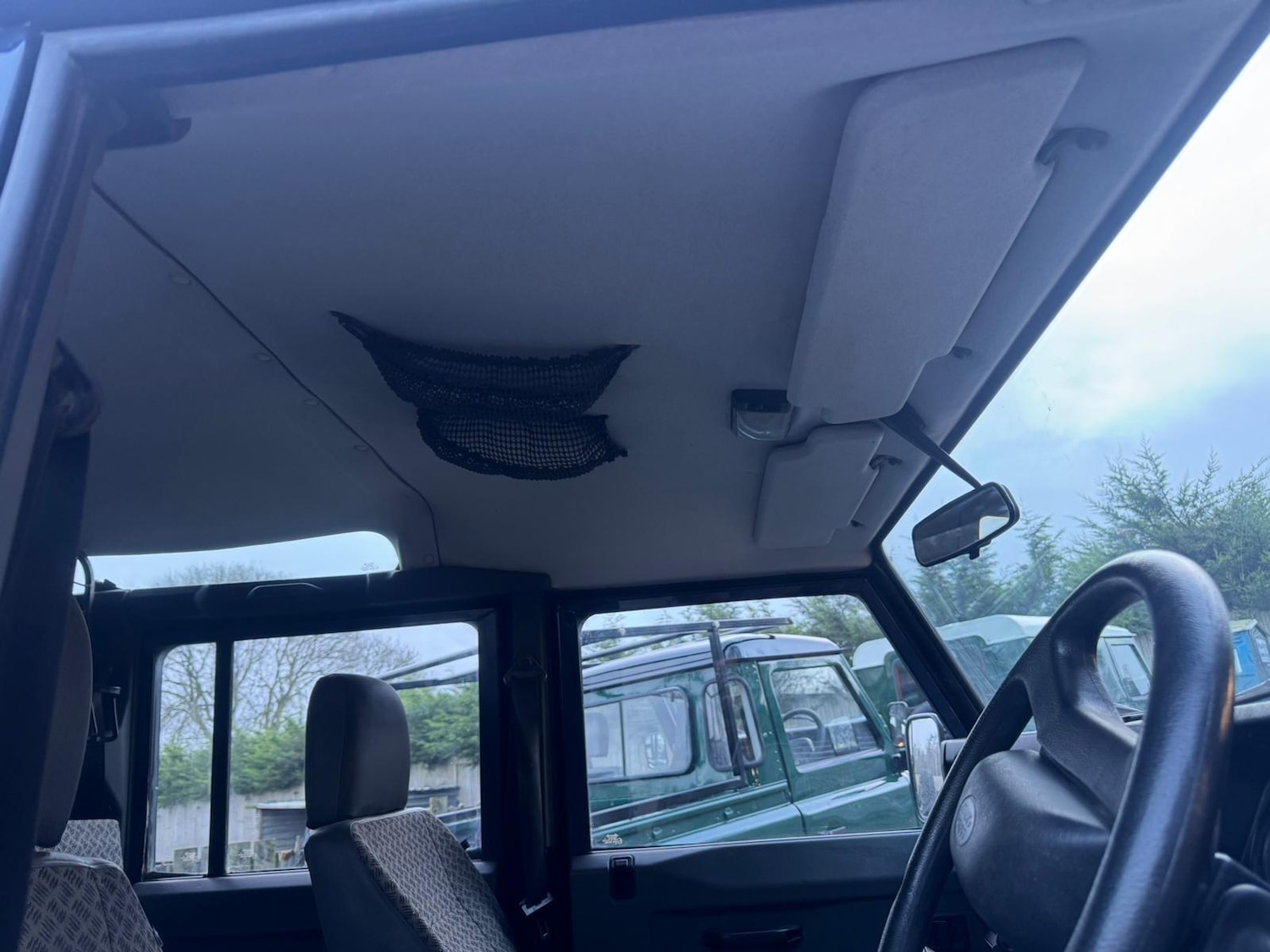 Used Land Rover Defender 2000 for sale - 76866514: Photo 66