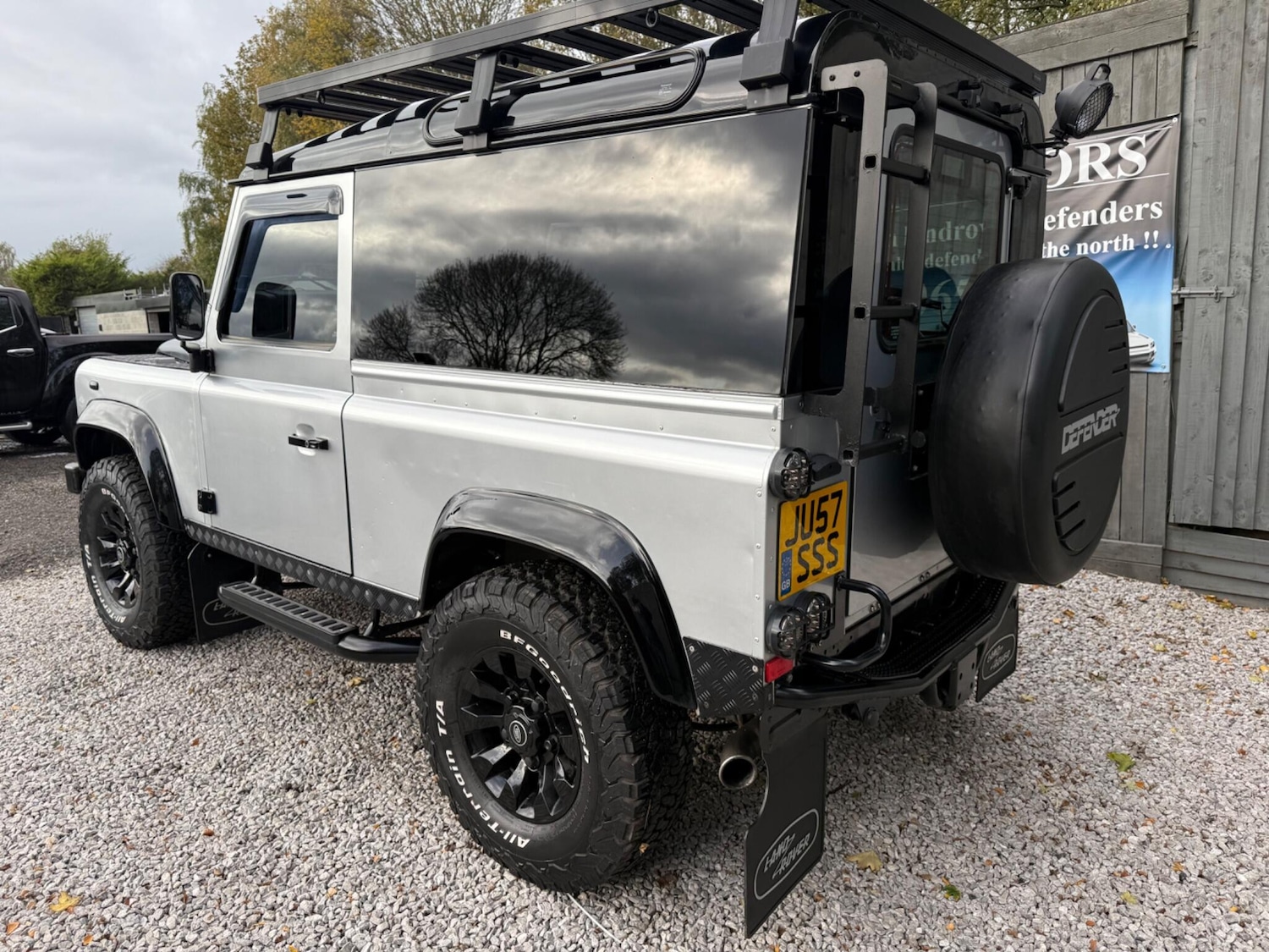 Used Land Rover Defender 90 2008 for sale - 76388547: Photo 24