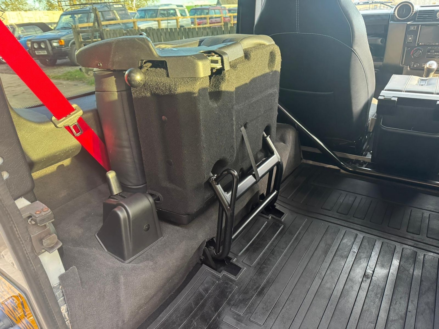 Used Land Rover Defender 90 2008 for sale - 76388547: Photo 71