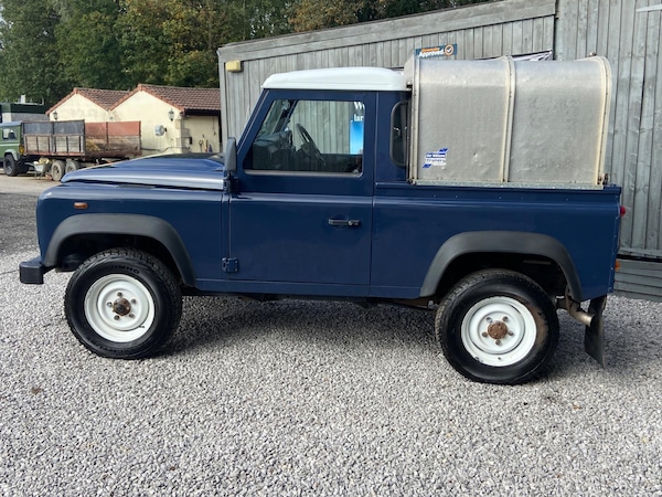 Used Land Rover Defender 90 2014 for sale - 76013201: Photo 36