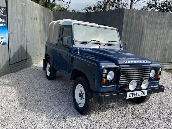 Used Land Rover Defender 90 2014 for sale - 76013201: Photo 37