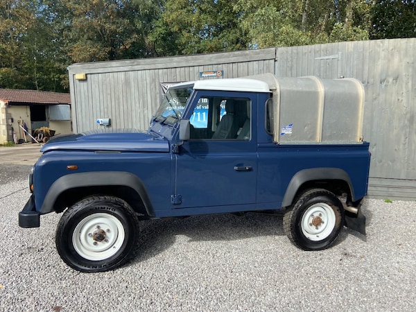 Used Land Rover Defender 90 2014 for sale - 76013201: Photo 39