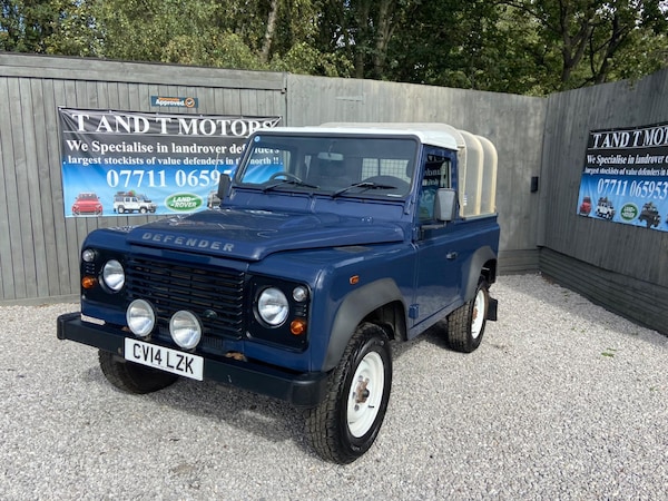 Used Land Rover Defender 90 2014 for sale - 76013201: Photo 42