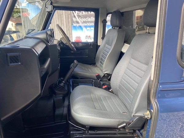 Used Land Rover Defender 90 2014 for sale - 76013201: Photo 53