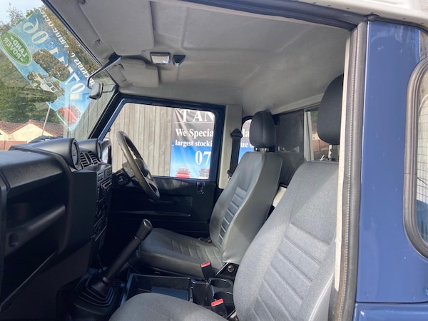 Used Land Rover Defender 90 2014 for sale - 76013201: Photo 54