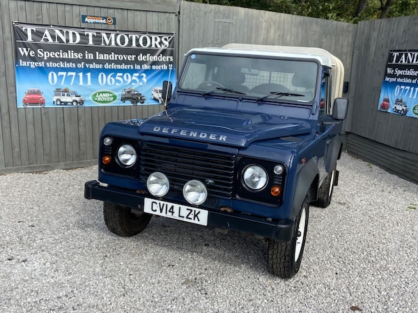 Used Land Rover Defender 90 2014 for sale - 76013201: Photo 5