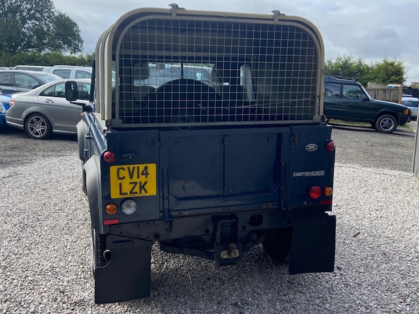 Used Land Rover Defender 90 2014 for sale - 76013201: Photo 9