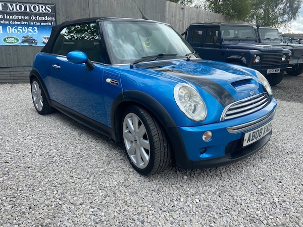 Used MINI Convertible 2008 for sale - 74822857: Photo 2