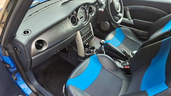Used MINI Convertible 2008 for sale - 74822857: Photo 53
