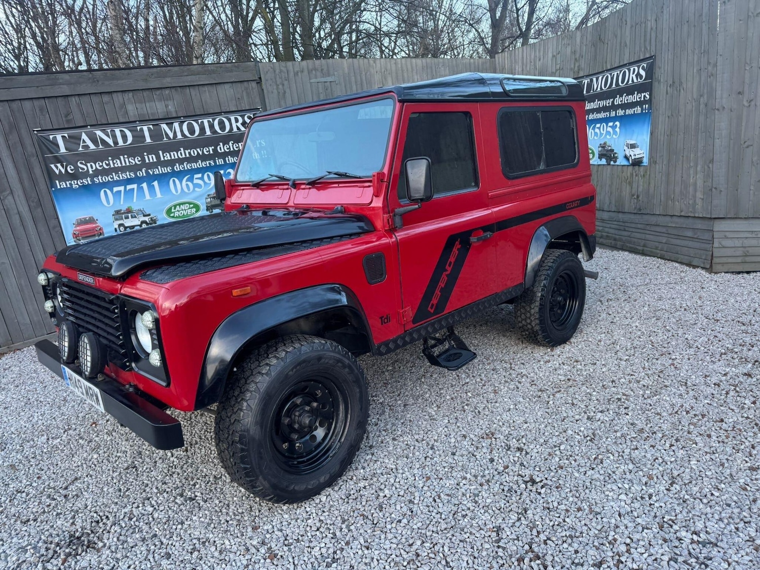 Used Land Rover Defender 90 1991 for sale - 77315240: Photo 2