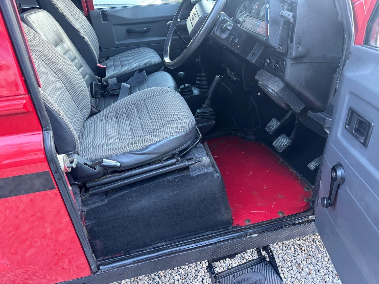 Used Land Rover Defender 90 1991 for sale - 77315240: Photo 52