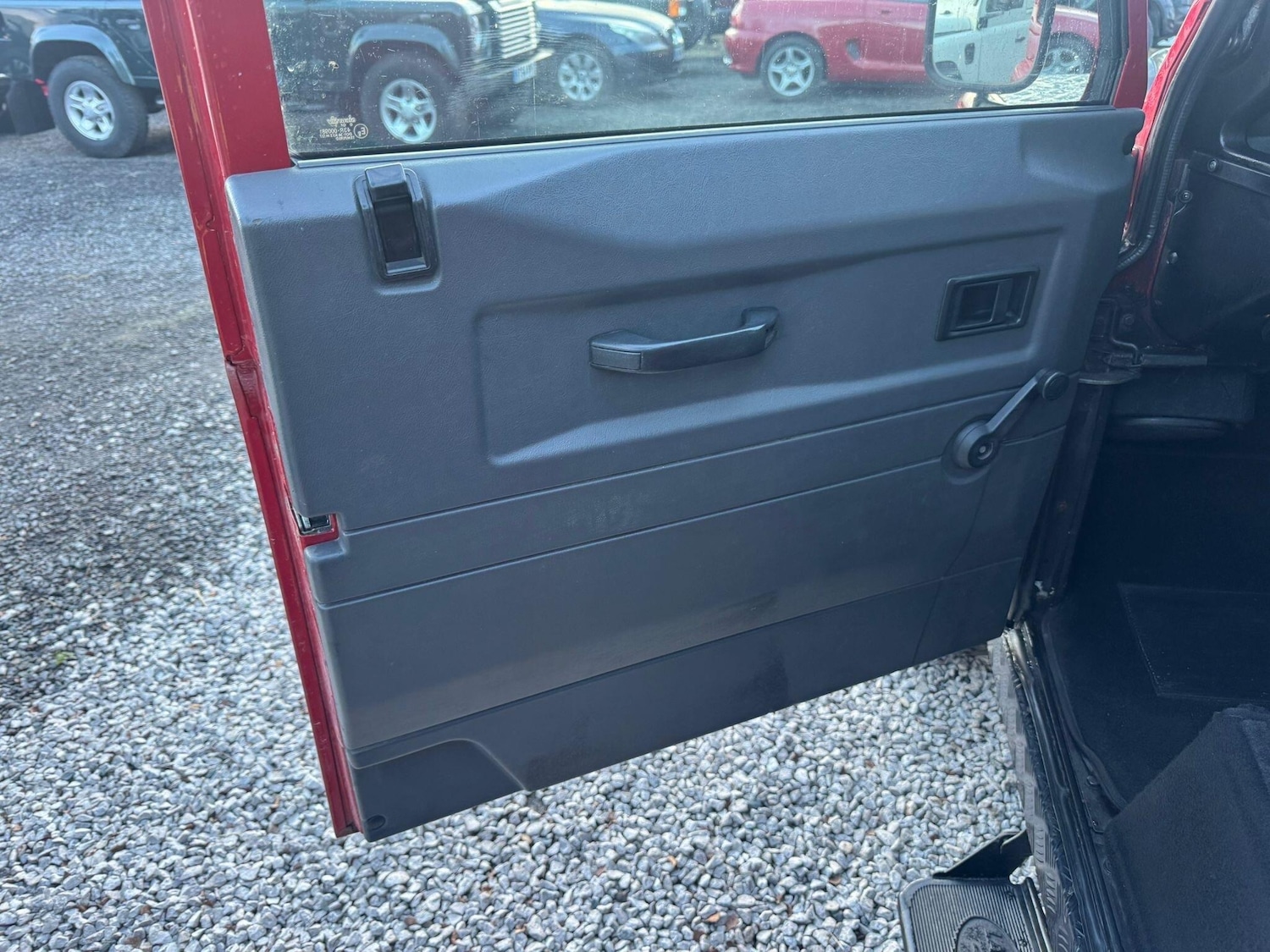 Used Land Rover Defender 90 1991 for sale - 77315240: Photo 60