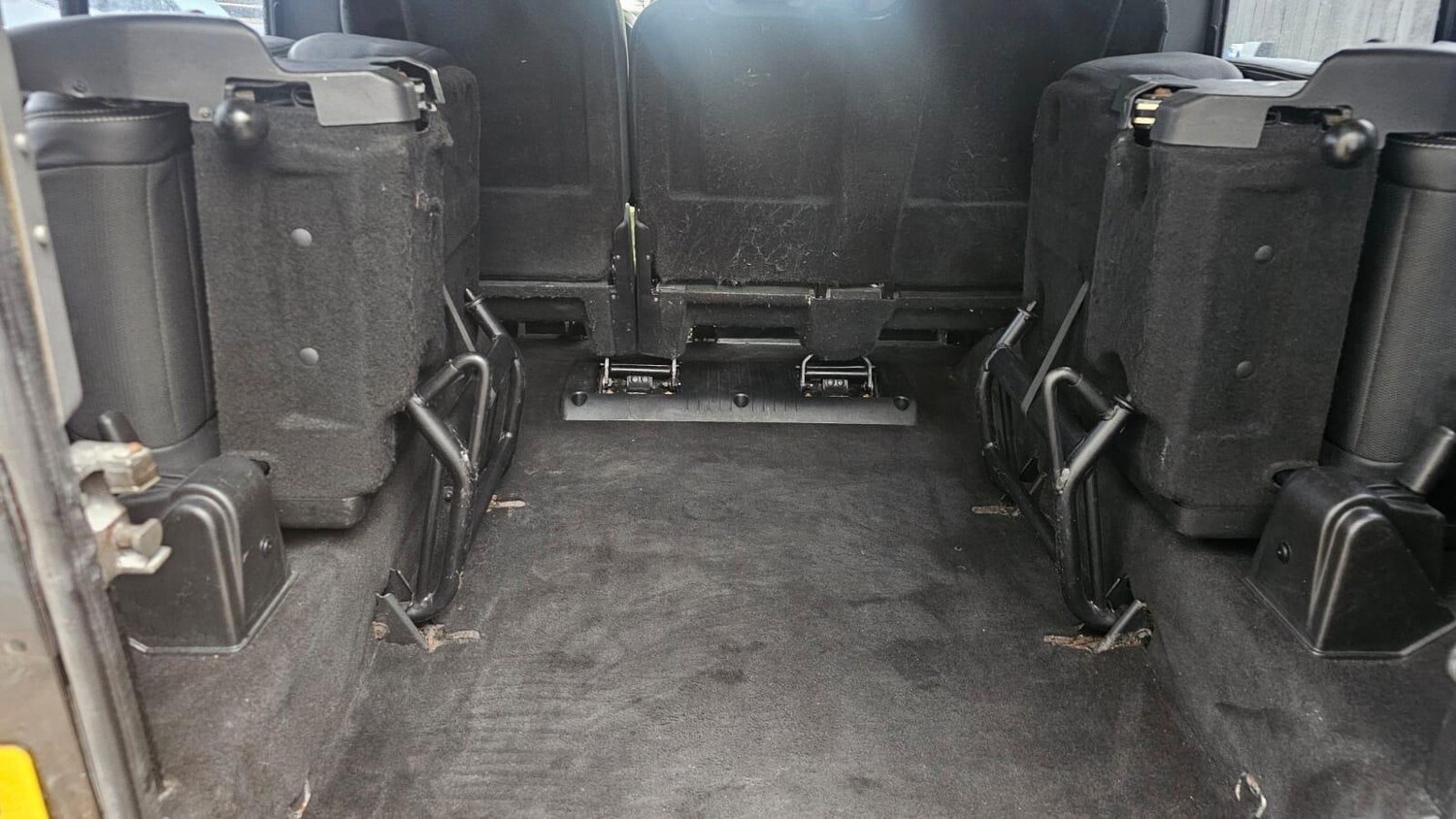 Used Land Rover Defender 2008 for sale - 76562414: Photo 100