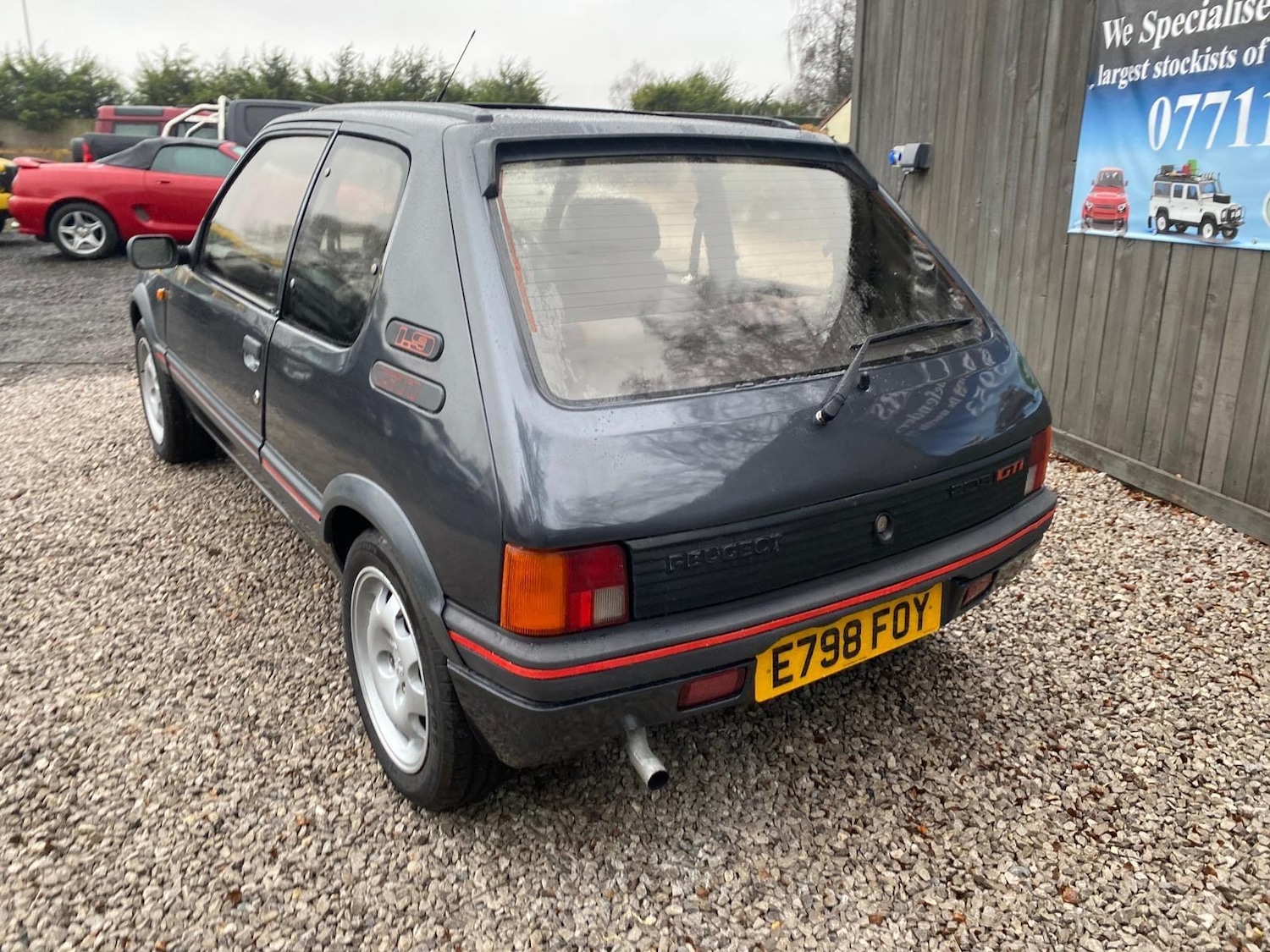 Used Peugeot 205 1987 for sale - 77315196: Photo 3