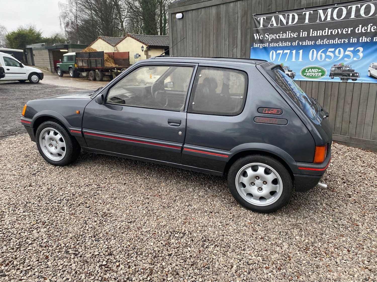 Used Peugeot 205 1987 for sale - 77315196: Photo 46