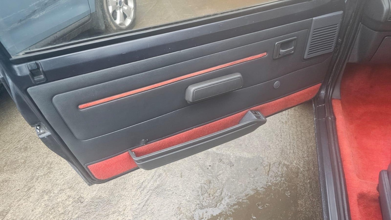 Used Peugeot 205 1987 for sale - 77315196: Photo 56