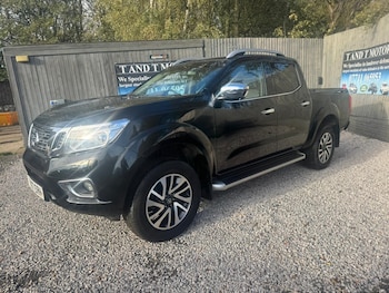 Used Nissan Navara 2017 for sale - 76398475: Photo