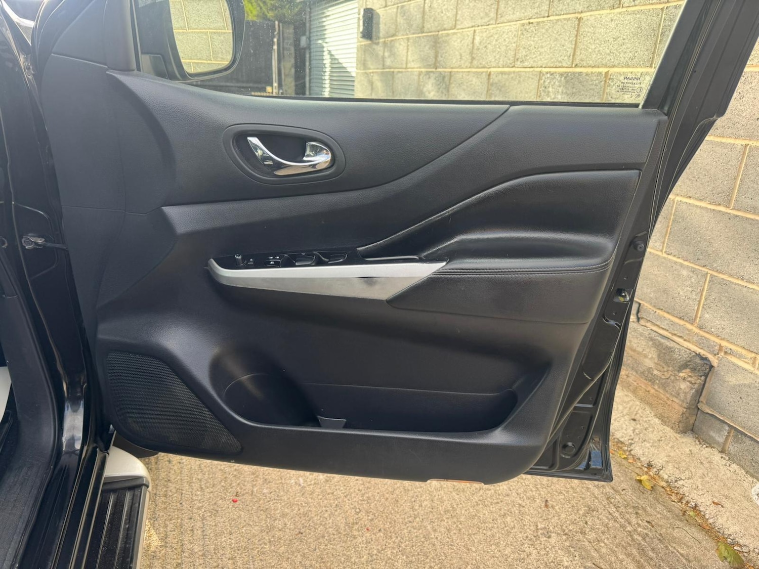 Used Nissan Navara 2017 for sale - 76398475: Photo 67