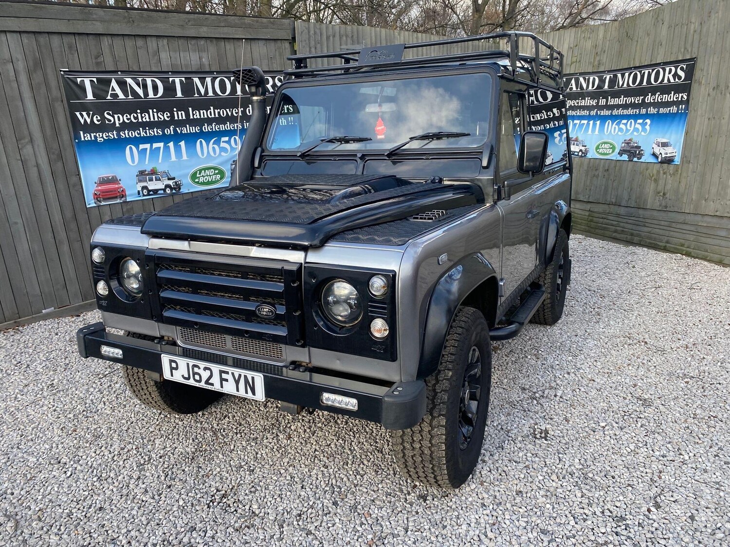 Used Land Rover Defender 90 for sale - 77671573: Photo 2