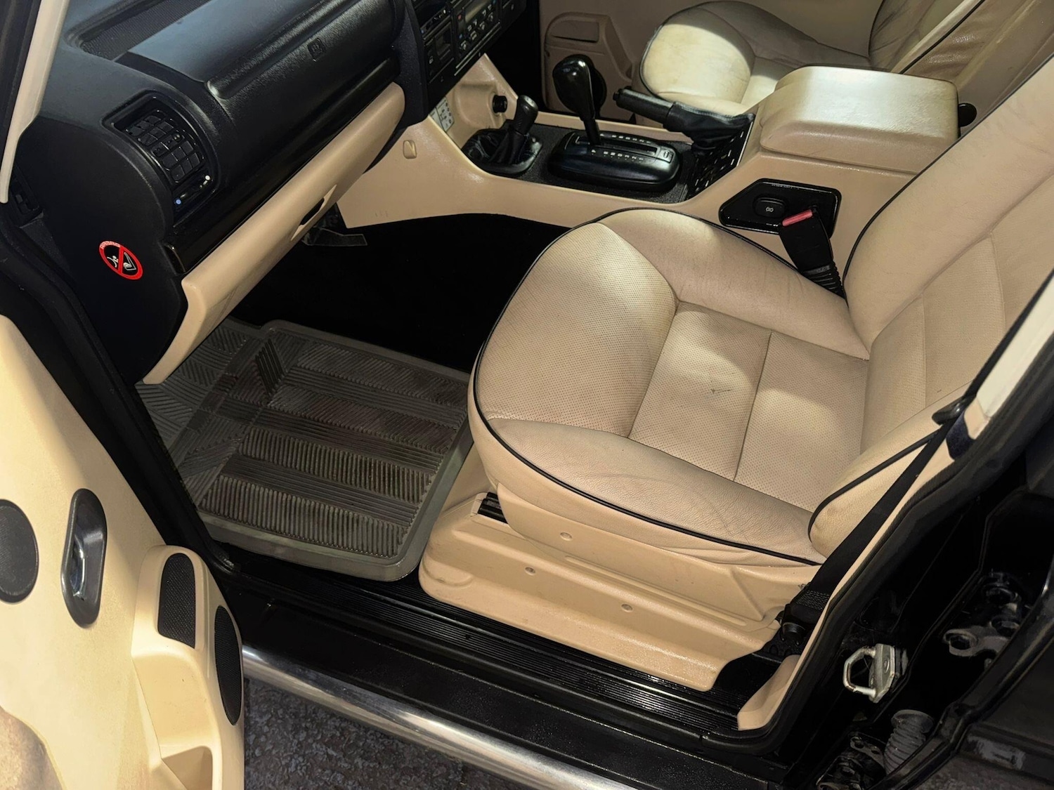 Used Land Rover Discovery 2004 for sale - 76953603: Photo 16