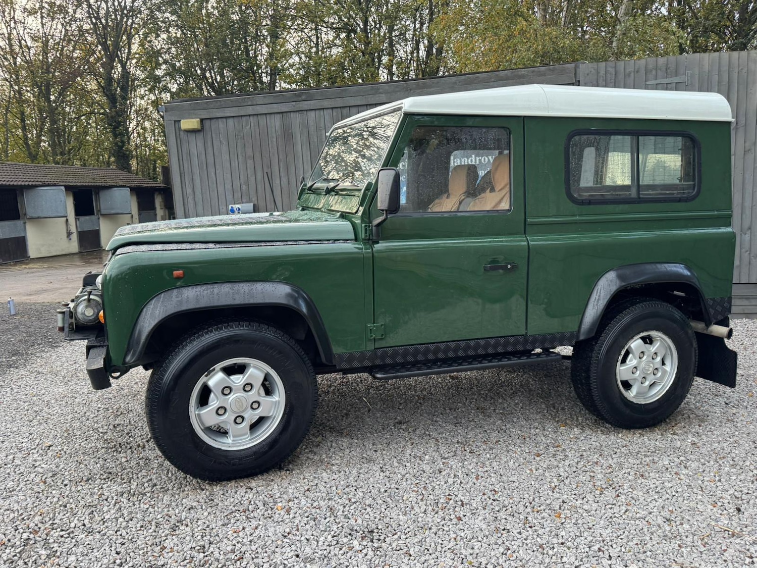 Used Land Rover Defender 1997 for sale - 76539125: Photo 30