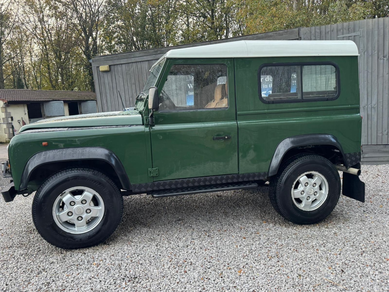 Used Land Rover Defender 1997 for sale - 76539125: Photo 33