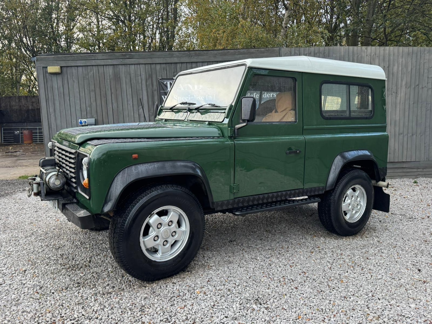 Used Land Rover Defender 1997 for sale - 76539125: Photo 38