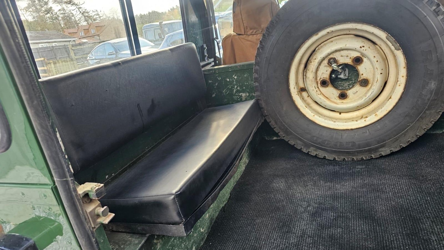 Used Land Rover Defender 1997 for sale - 76539125: Photo 72