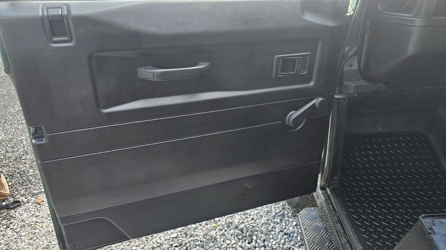 Used Land Rover Defender 1997 for sale - 76539125: Photo 75