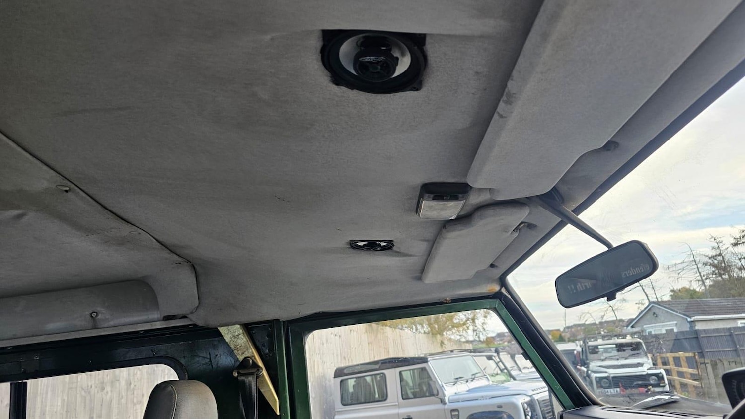 Used Land Rover Defender 1997 for sale - 76539125: Photo 79